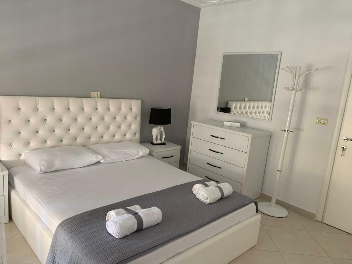 Marinela Apartment Sarande Ngoại thất bức ảnh